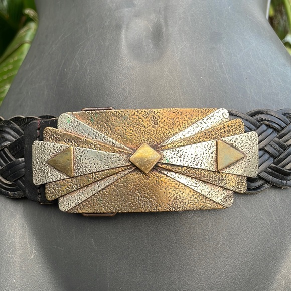 Chicos woven leather and metallic Sunburst deco buckle statement belt - Picture 5 of 10
